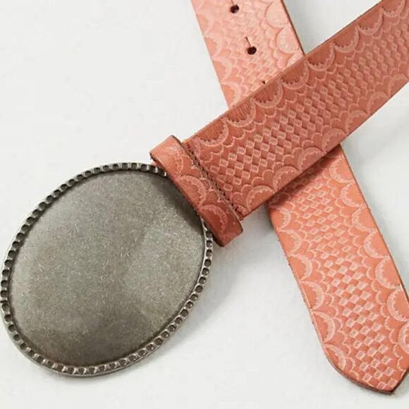 NWT Free People Duke Concho Belt in Sunrise Pink - Picture 4 of 7